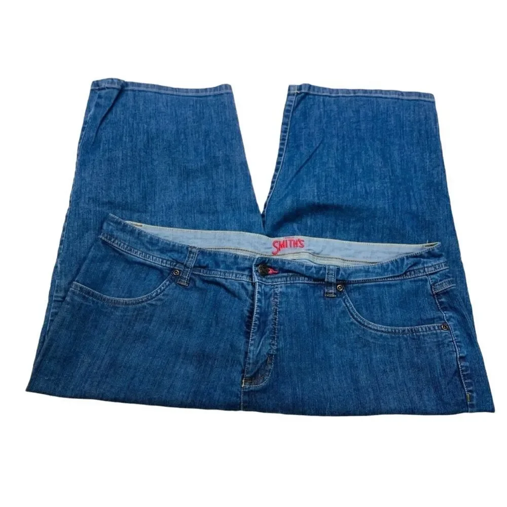 10/$25🦋 Smith's Medium Wash Denim Capris - Size 16